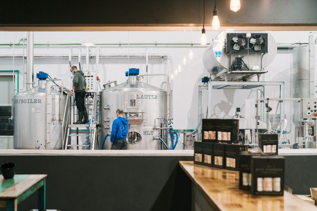 cerveza raíz cuadrada